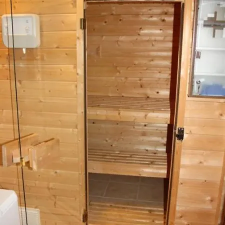 4 Personen Mit Sauna Und Zwei Toiletten In Otterndorf