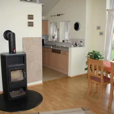 4 Personen Mit Sauna Und Zwei Toiletten In Holiday home *